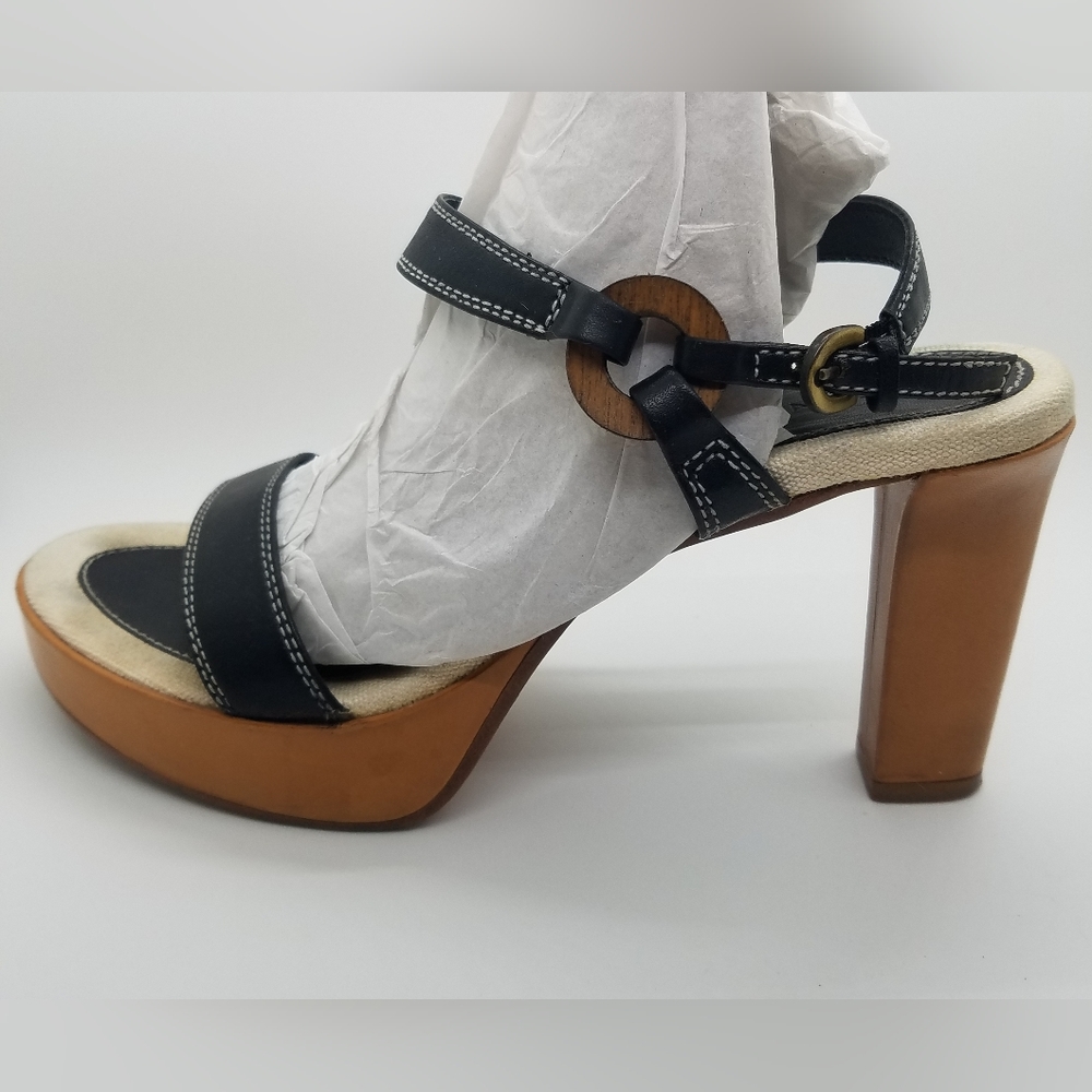 SOLD -Size 8 Antonio Melani Sandals